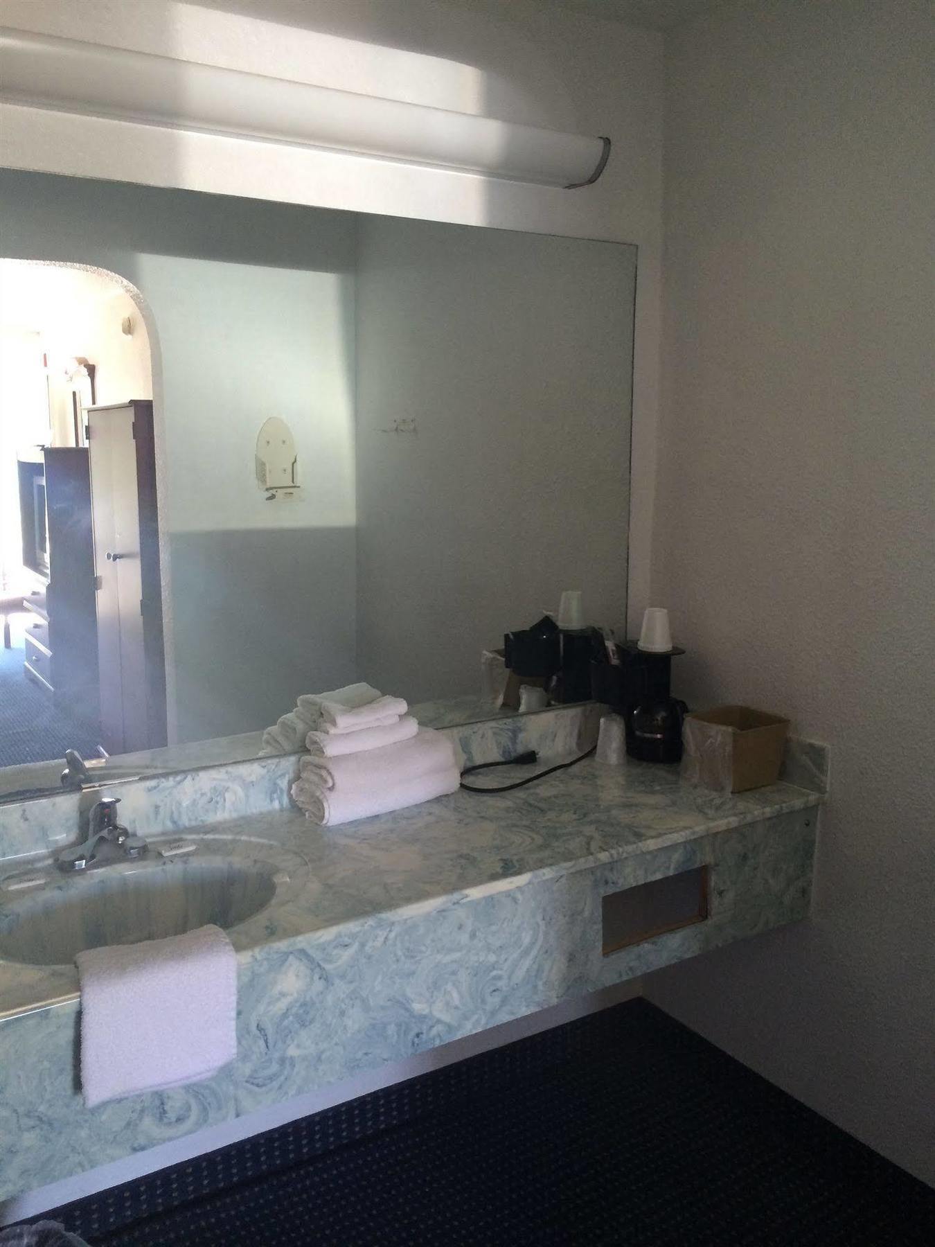 Broadway Inn Express Biloxi Luaran gambar